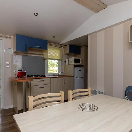 Beau Mobilhome Camping Europarc Aureilhan (Landes)